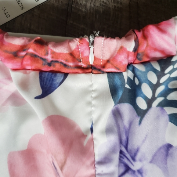 Blouse - Picture 4 of 4